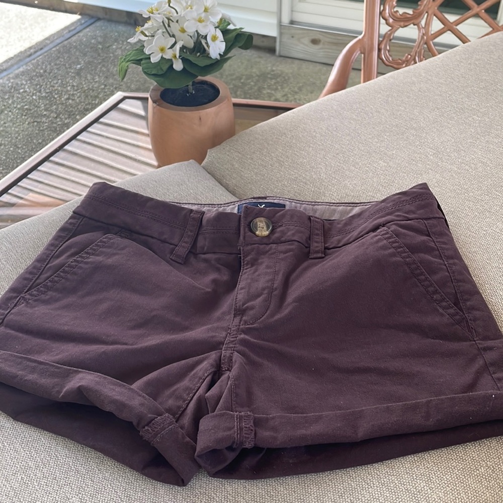 American Eagle Size 0 Wine Midi Low Rise Shorts